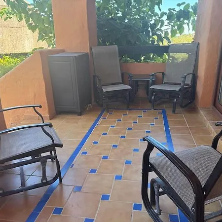 Rymlig Laegenhet Gazules Del Sol, Benahavis